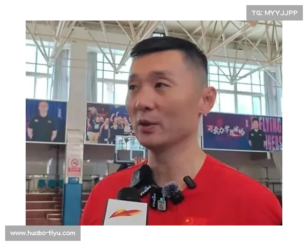 刘炜谈加盟新疆队:感受到家的温暖,期待与队友共同进步(刘炜 新疆队) 刘炜谈加盟新疆队:感受到家的温暖,期待与队友共同进步(刘炜 新疆队)